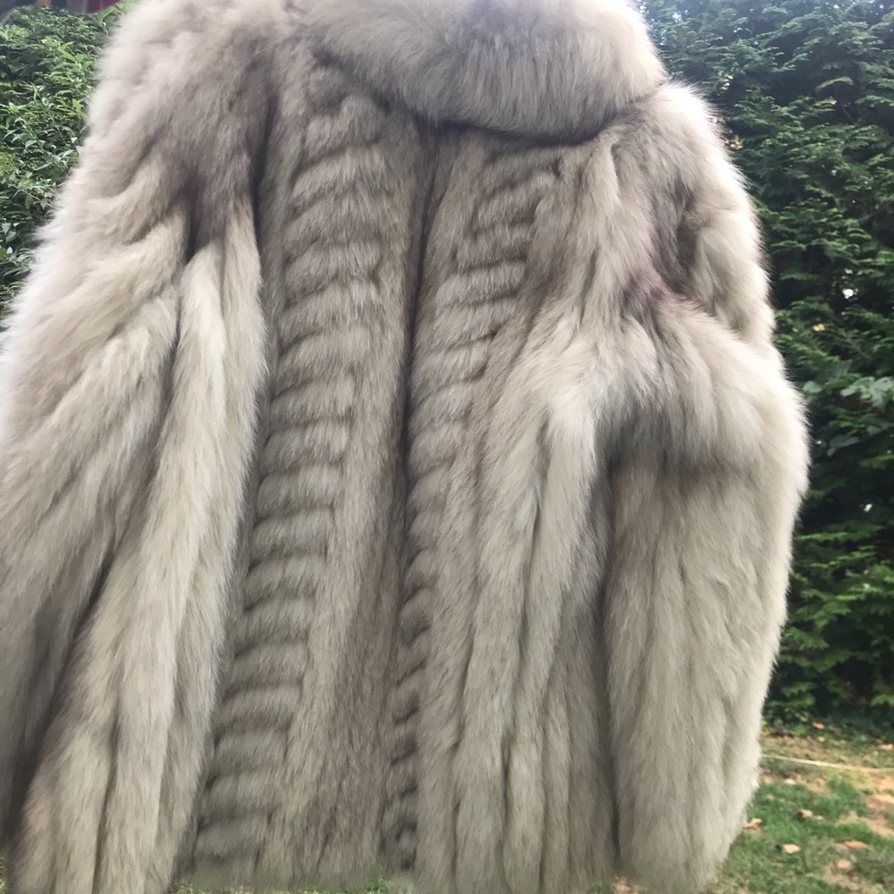 Saga Fox Fur Jacket - Picture 2 of 2